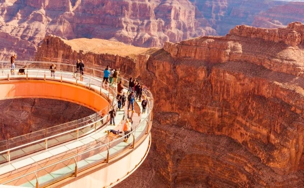 Grand Canyon West - 10 best natural excursions from Las Vegas