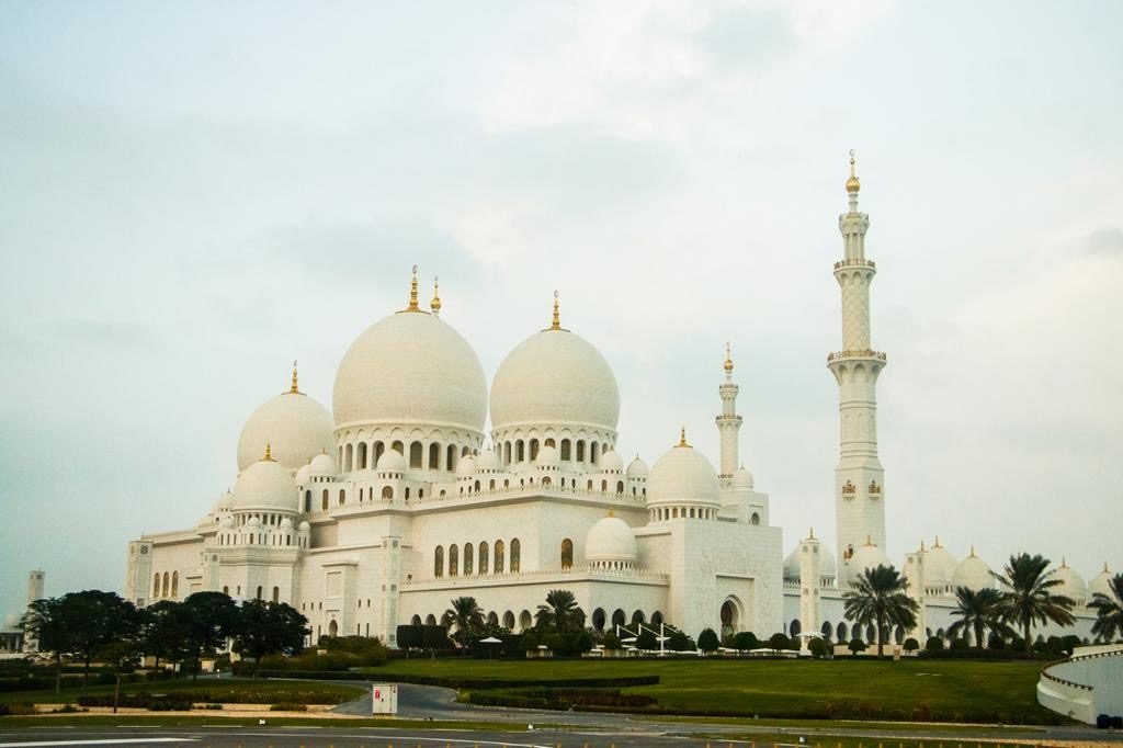 Grand Mosque - Abu Dhabi