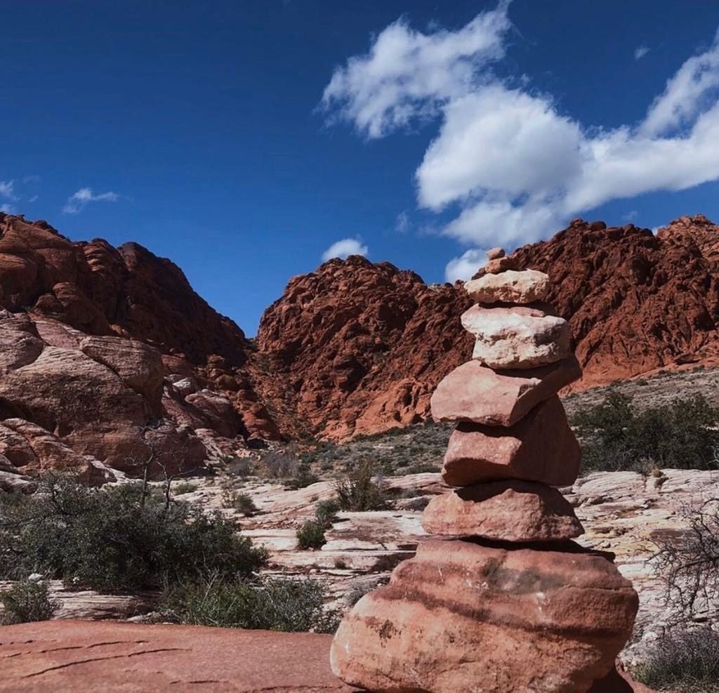 Red Rock Canyon -10 best natural excursions from Las Vegas