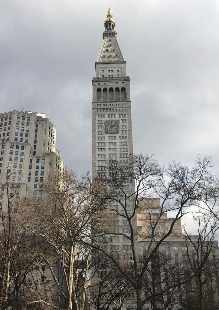 Met Life Tower